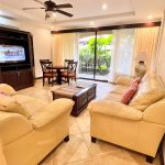 Sala del Condo 2, Condominios Montecarlo, Playa Jacó - Living room of Condo 2, Montecarlo Condominiums, Jacó Beach