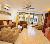 Sala del Condo 7, Condominios Montecarlo, Playa Jacó - Living room of Condo 7, Montecarlo Condominiums, Jacó Beach